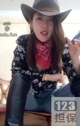 快手魔琴主播（红绿灯）第一视角佳作