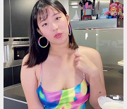 堪比刘玥的留学生《欧祖儿》厨房私拍