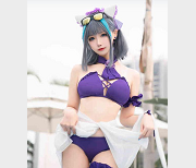 高产又高端的cos女神《Momoko葵葵》私人订制合集