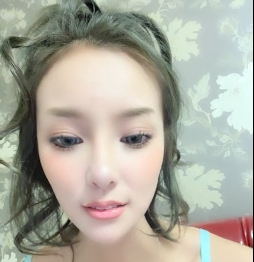 揭秘-魔鬼身材学姐白的秘密