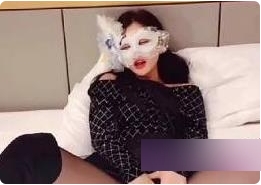 Twitter《vivian姐》黑丝长靴小仙女的特殊服务