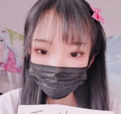 推特软妹子〖小仙云〗给力首秀举牌私拍33G作品合集[多v多人游+33G]