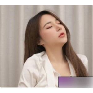 女神鱼子酱的精美写真作品