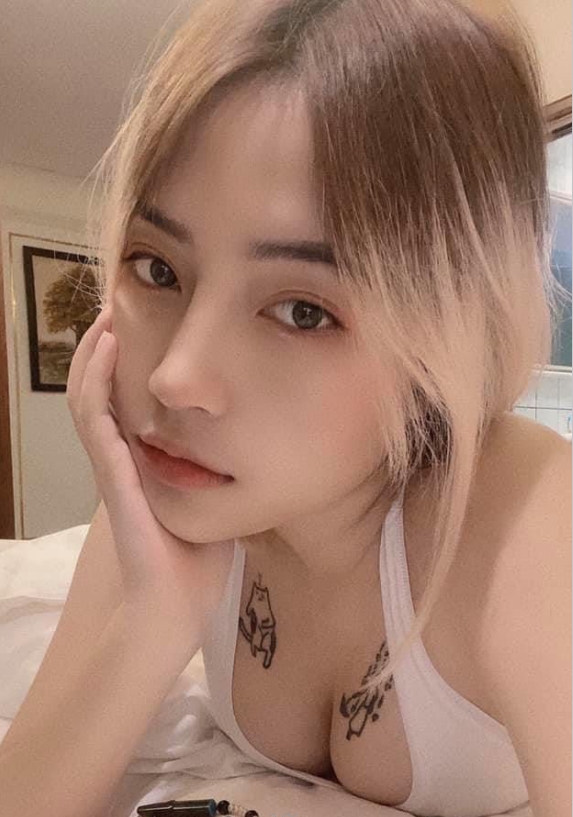 精选性感网红89妹自拍福利分享