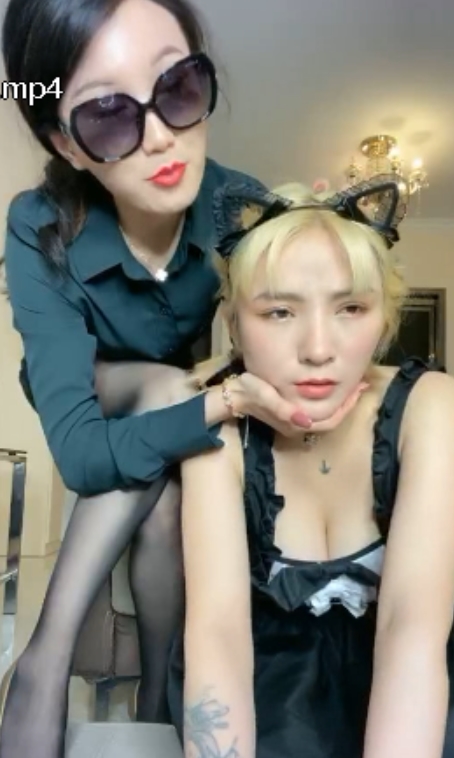 玩弄nu+nu的自行打包视频