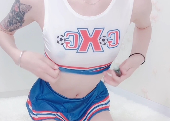 运动宝贝学姐分享米娜学姐的700m跑步训练视频，百度云盘链接