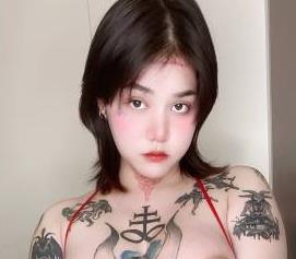 狗狗纹身：超反差的it失眠ukkk设计