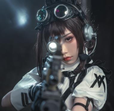 暴击少女：狂暴女战士的冒险之旅喵小吉：可爱猫咪的奇幻冒险战斗女仆：勇敢女仆的战斗日记