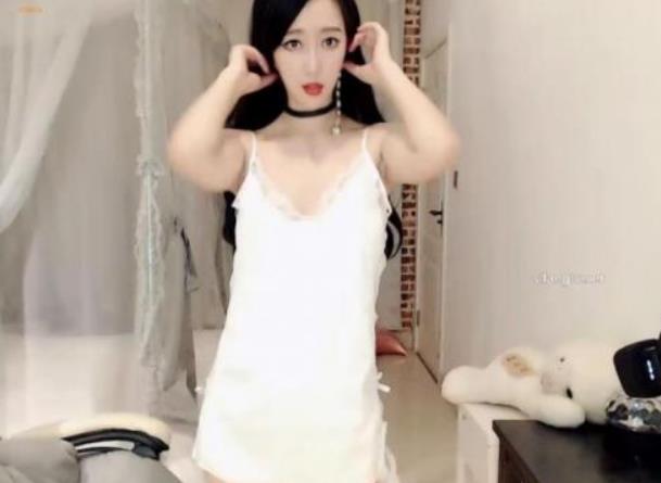 斗鱼超级人气主播梦菲桐香的古典风情，绝美女神精选浮力姬的最新散播定制合集