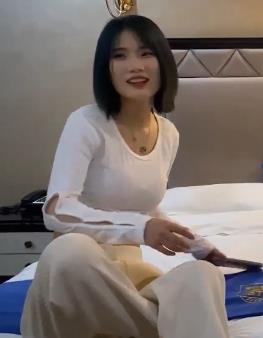 视频时长31分钟美女金健在酒店约P家里兼职缺钱1V733M