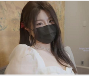 精选蜜汁尤物娜娜nana_taipei最新作品，时长45分钟，Q弹小馒头特写，美美黑丝袜，诚意满满，下载观看！