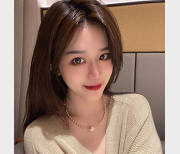 顶级颜值女神Babanaix自娱自乐视频