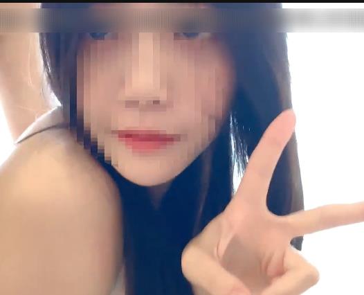 精选30分钟福建情侣自拍视频，女主颜值爆表，观看必备