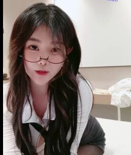 眼镜萌妹夹子音娃娃：曲线完美超级S近镜头N子L，下载观看