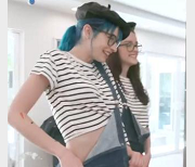 争相Q男-学艺术的三个漂亮小姐姐-41分钟视频