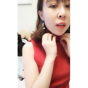 易直播2018大合集收藏：脚露脸丝袜聊天第一视角92V42.73G高二19年20年高考