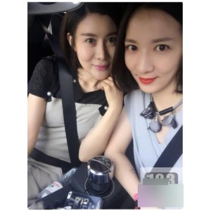 美女妻子双镜视角作品