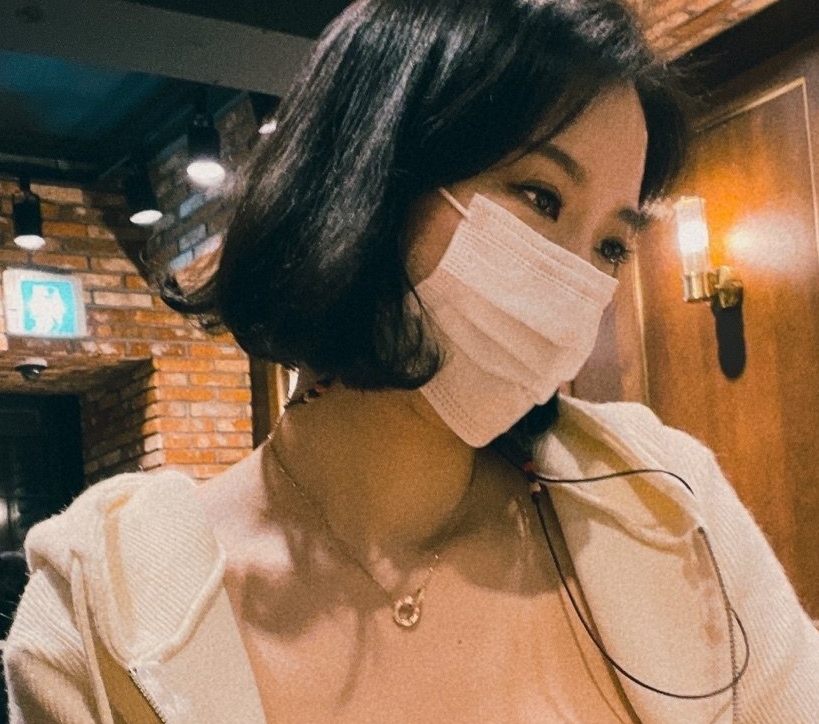 独家大罩杯妻子Onlyfans福利合集，团建展示服装自购，2021.12，8.08G，5分56分15秒