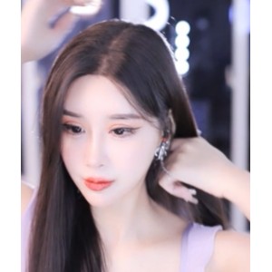 网易cc小恩雅热舞定制剧情合集102.7g：舞姿优美，剧情精彩视频