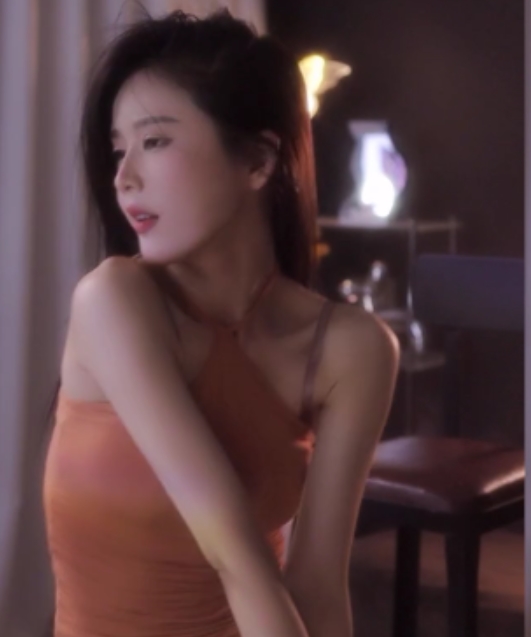 千雅虎牙女主播十一月热舞小合集，10V+1.4G，百度盘