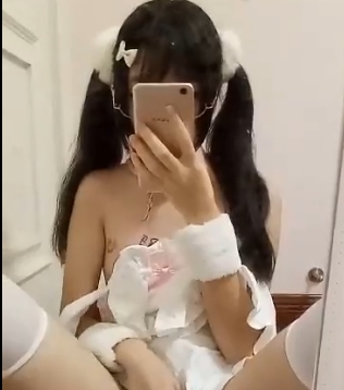 福利姬COS作品大鉴定，37套唯美视频共1600分钟5.4G