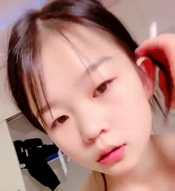 00后嫩妹百合双头龙互擦互玩视频12V+17G[百度盘]