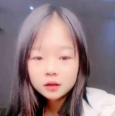 00后嫩妹百合双头龙互擦互玩视频12V+17G[百度盘]