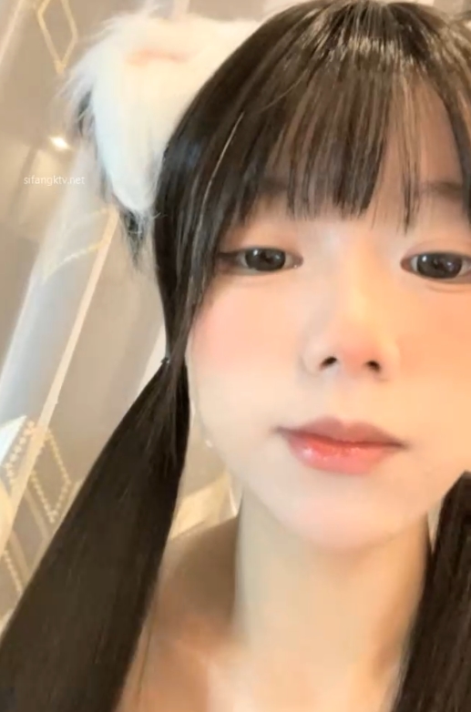 福利姬学生妹小布丁美食V+9G视频，百度盘解压密码