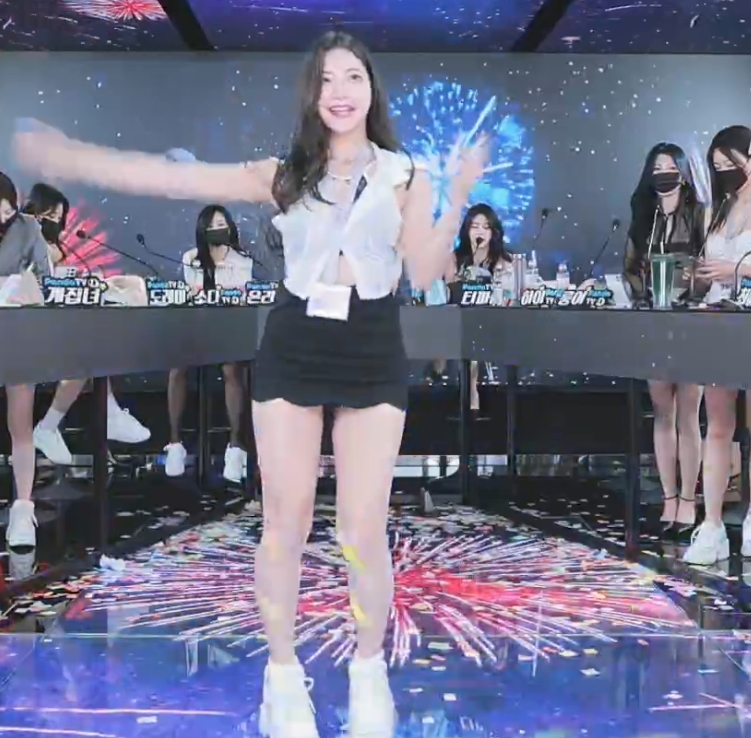 jinricp韩国女团脱衣热舞直播秀第5弹：2v+6.36g文件百度盘分享，解压方式揭秘！