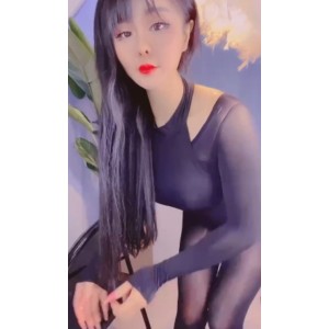 露露甜笑女神年度大合集：128V视频13.7G，百度云等你来