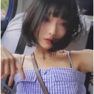 起感受她的魅力，不妨下载她的“23v43三人游”视频，457mb，百度云等你来！