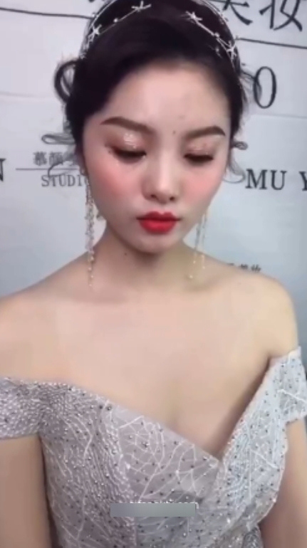 反差美女海鑫钢铁被封号大曝光！116V视频2.13G百度盘永久链接