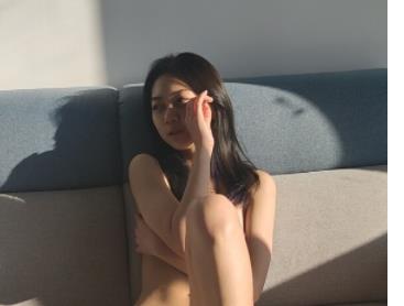 火爆绝版资源！国模刘兵经典作品全收录，学生妹浮力姬尽显身姿，粉嫩舞姿惹人怜爱，绅士们赶紧下载观赏！