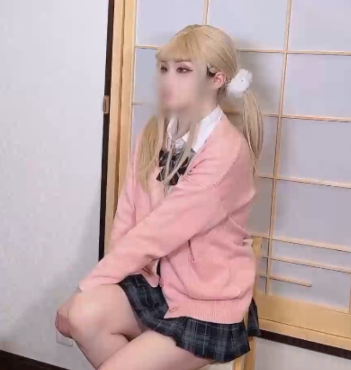 金发JK辣妹足艺大神，脚粘液足艺视频震撼上贤妗