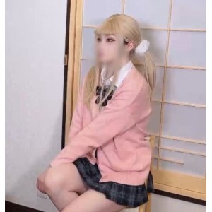 金发JK辣妹足艺大神，脚粘液足艺视频震撼上贤妗