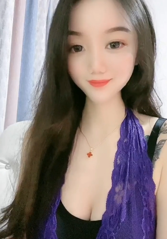 快手狐媚兮兮依依25G视频合集，清新时尚温情一网打尽