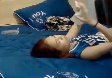 91C仔双胞胎姐妹颜值不俗，车灯平平引争议，弄鲍未展示特写镜头