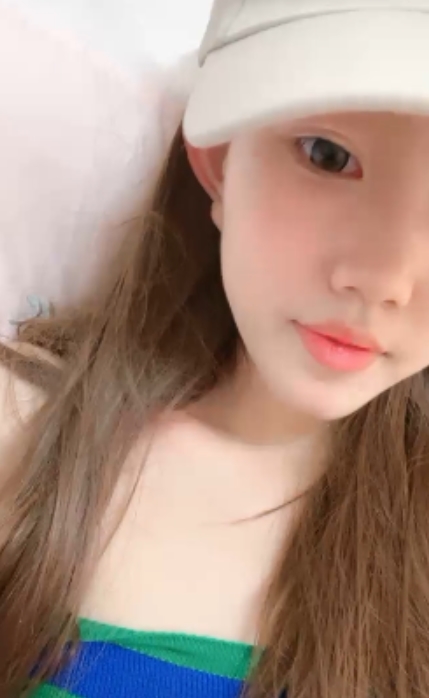 乔乔妹妹：黑框眼镜双马尾视频收藏达185次