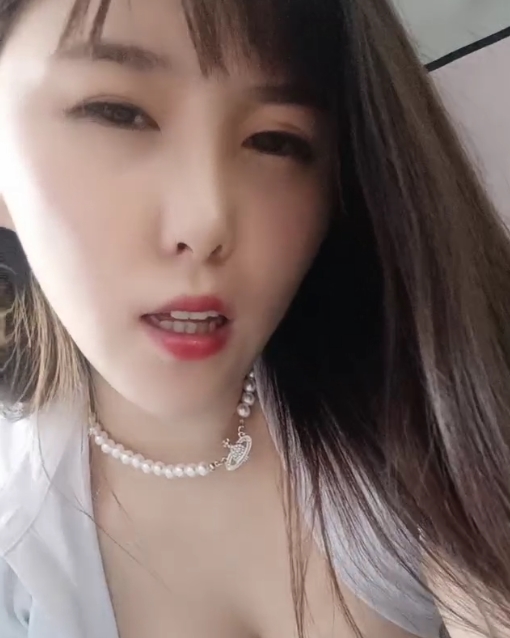 神秘大罩杯：小羊伽柏哥的收藏视频