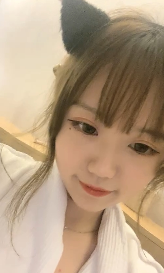 橙橙小妹子户外指教108G直播合集：百度搜索，增加ED2K下载链接，精彩不容错过！