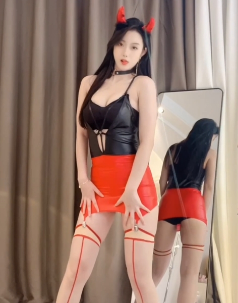 21.7g圈圈吖抖馒头定制舞合集：百度ED2K下载，普通尺度收藏