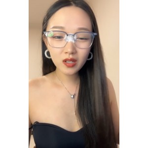 眼镜御姐妹子叭嗦合集：57v48.6g视频精彩纷呈，百度ED2K都可找到，收藏必备！