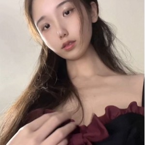 超反差魅力！Pudding果冻小姐9v222m视频收藏量飙升，百度、ED2K等你来探索！