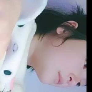 快手神器阳光小甜甜最新合集1V410M，自拍时长35分