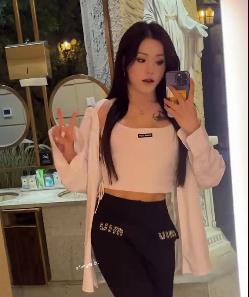 优质TS彬宝自拍合集69V1.2G，稀缺解压教程，露脸多人后花园