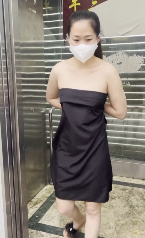 推特户外展示小小星最新合集90V9G，精彩瞬间收藏