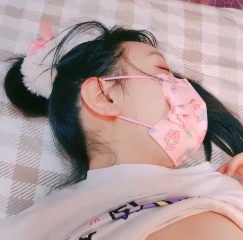 精选搬运黑丝白丝妹子大合集190V65.1G，后人cosplay上下打摆