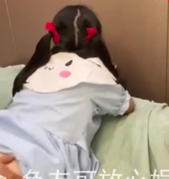 91大神百度盘妹子合集喵喵萌月光下的晚自习29V1.14G，打包内容丰富