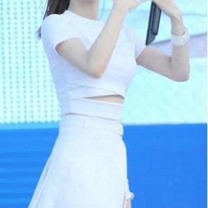 女团资源wegirls韩雅下水合集8V3.2G，展现清新魅力