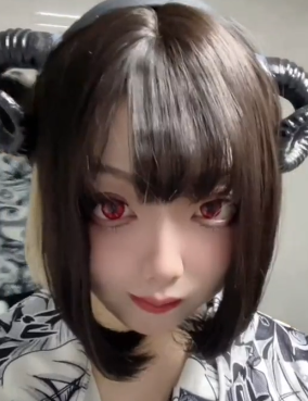 快手甜美伪娘兔籽大合集88V66G，家里自拍